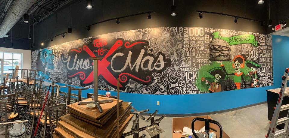 Uno Más wall graphic